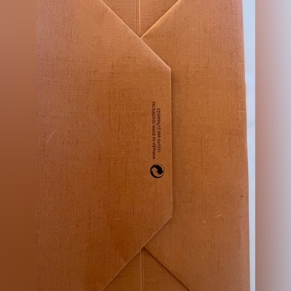 Louis Vuitton Merchandise Bag - Picture 6 of 8